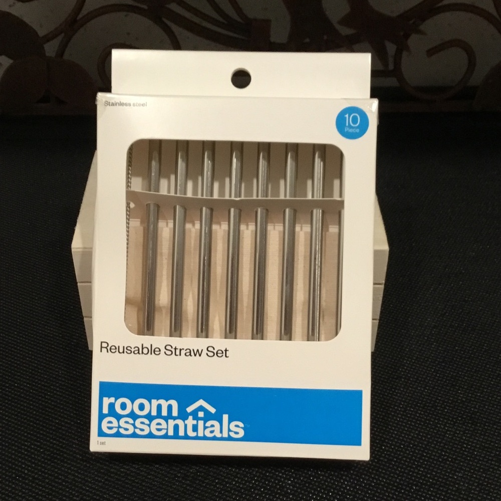 NIB Room Essentials Reusable Straw Set - Silver Stainless Finish